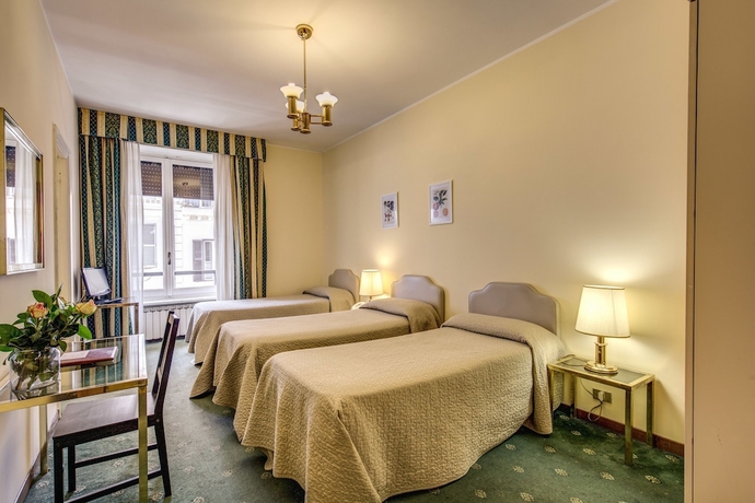 Imagen de la habitación del Hotel King, Via Veneto. Foto 7