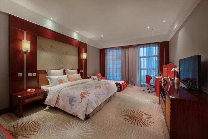 Imagen de la habitación del Hotel King World. Foto 7