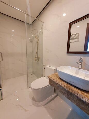 Imagen general del Hotel Kingdom Cua Lo. Foto 3