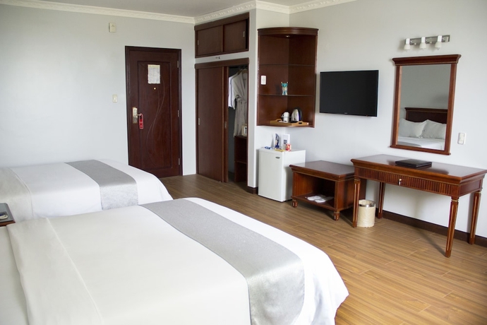 Imagen de la habitación del Hotel Kingdom. Foto 15