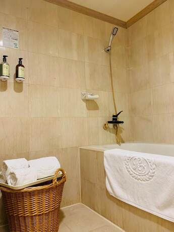 Imagen general del Hotel Kingdom Hotel. Foto 14