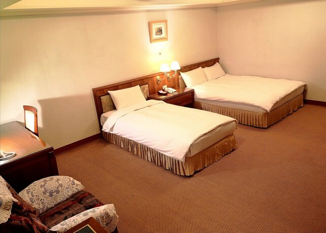 Imagen de la habitación del Hotel Kingdom Hotel. Foto 29