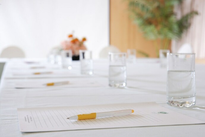 Imagen de los interiores del Hotel Kingdom Hotel. Foto 35