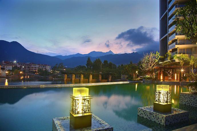 Imagen de la piscina del Hotel Kingkey Palace Shenzhen. Foto 18