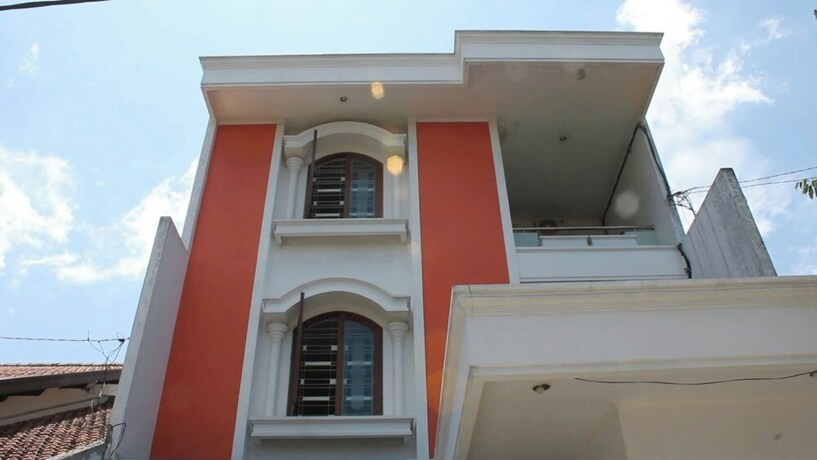 Imagen general del Hotel Kingkost Kenari Kudus. Foto 12