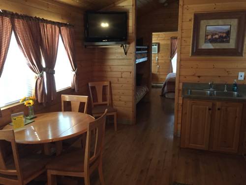 Imagen de la habitación del Hotel Kingman Koa. Foto 6