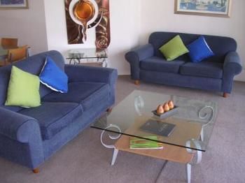 Imagen de la habitación del Hotel Kings Bay Apartments. Foto 3