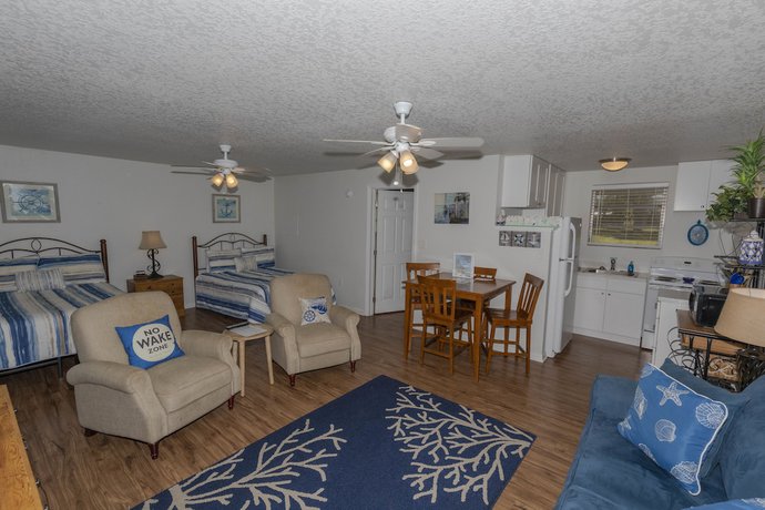 Imagen de la habitación del Hotel King\'s Bay Lodge. Foto 10