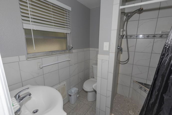 Imagen de la habitación del Hotel King\'s Bay Lodge. Foto 15