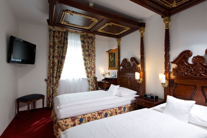 Imagen de la habitación del Hotel King's Center. Foto 8