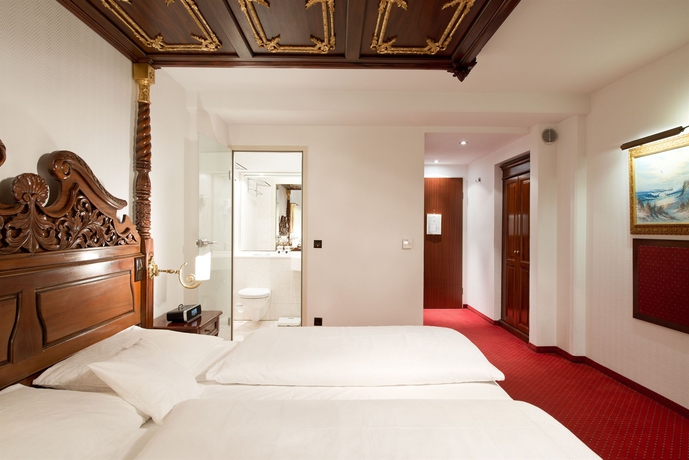 Imagen de la habitación del Hotel King's Center. Foto 10