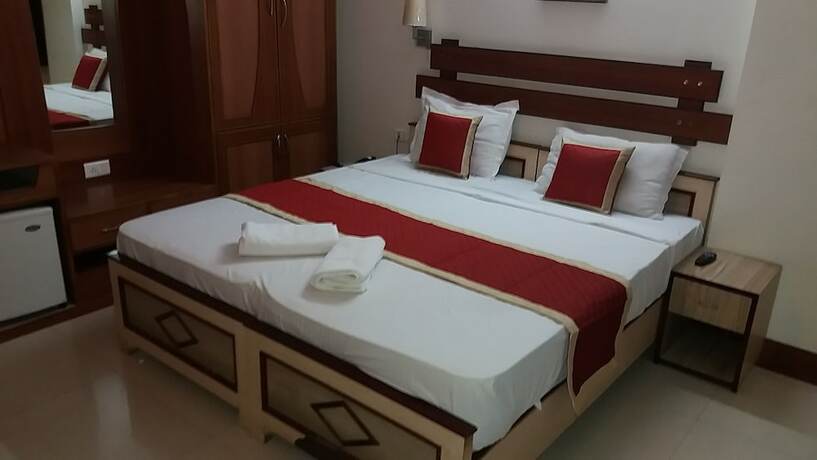 Imagen general del Hotel Kings Corner. Foto 12