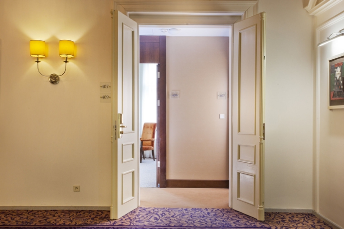 Imagen de la habitación del Hotel Kings Court. Foto 9