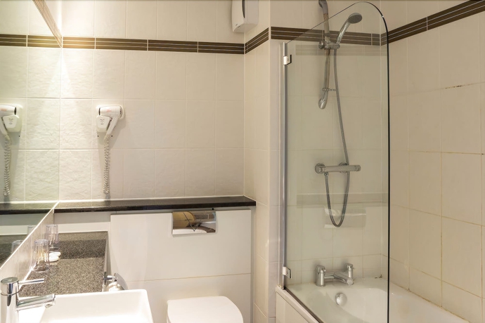 Imagen de la habitación del Hotel Kings Court, Kings Coughton. Foto 15