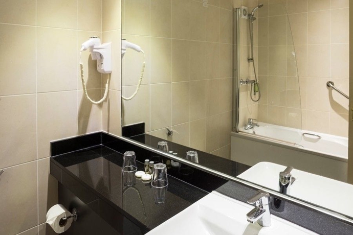 Imagen de la habitación del Hotel Kings Court, Kings Coughton. Foto 16