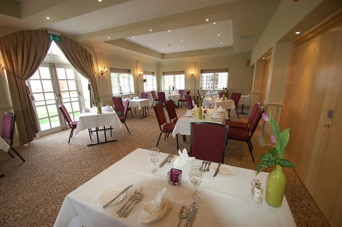 Imagen del bar/restaurante del Hotel Kings Court, Kings Coughton. Foto 2