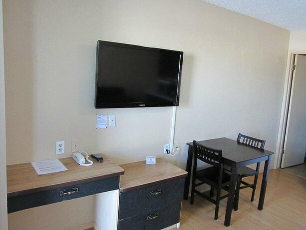 Imagen de la habitación del Hotel Kings Court Motel. Foto 16