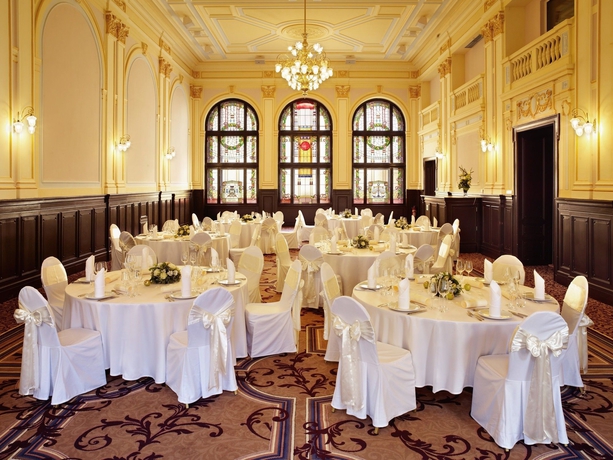 Imagen de los interiores del Hotel Kings Court, Praga. Foto 11