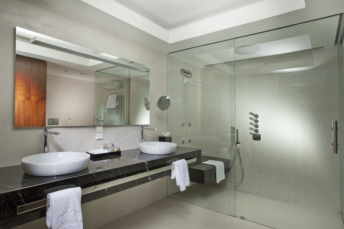 Imagen de la habitación del Hotel Kings Court, Praga. Foto 5