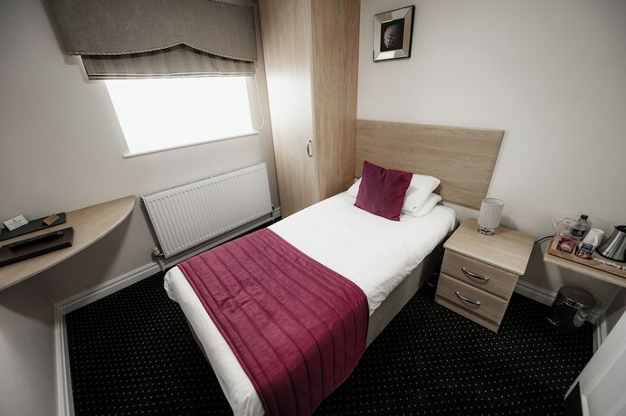 Imagen de la habitación del Hotel Kings Croft. Foto 18