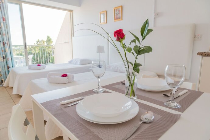Imagen de la habitación del Hotel King\'s Holiday Apartments. Foto 16