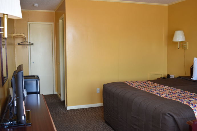 Imagen de la habitación del Hotel Kings Inn, Albertville. Foto 3