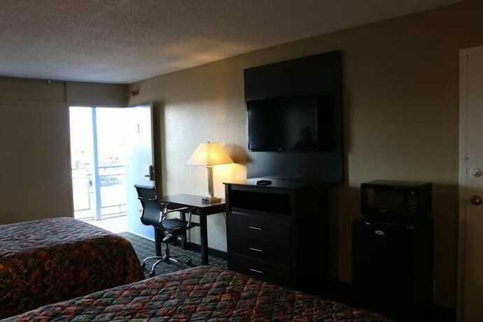 Imagen general del Hotel Kings Inn Civic Center Uab. Foto 1
