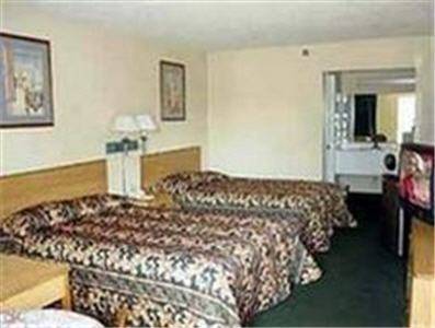 Imagen de la habitación del Hotel Kings Inn Civic Center/uab. Foto 12