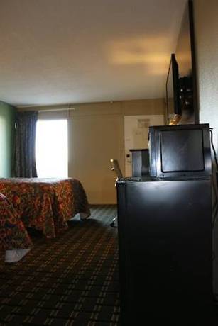 Imagen de la habitación del Hotel Kings Inn Civic Center/uab. Foto 14