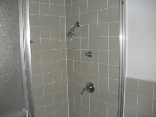 Imagen de la habitación del Hotel Kings Inn Cleveland. Foto 9