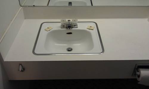 Imagen de la habitación del Hotel Kings Inn Cleveland. Foto 12