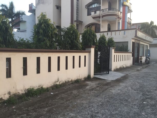 Imagen general del Hotel Kings Inn, Haridwar. Foto 3