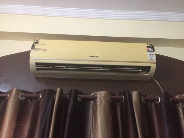 Imagen de la habitación del Hotel Kings Inn, Haridwar. Foto 11
