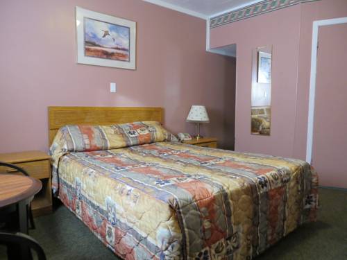 Imagen de la habitación del Hotel Kings Inn - Orillia. Foto 15