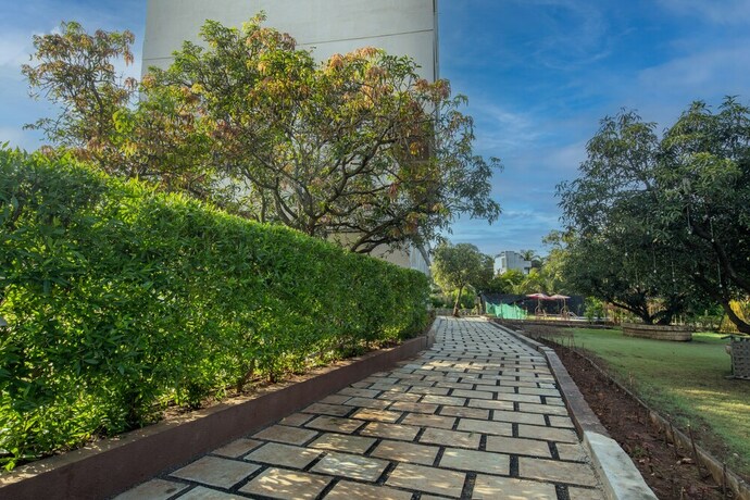 Imagen general del Hotel Kings Kraft Pinewood Ssan Gir. Foto 2