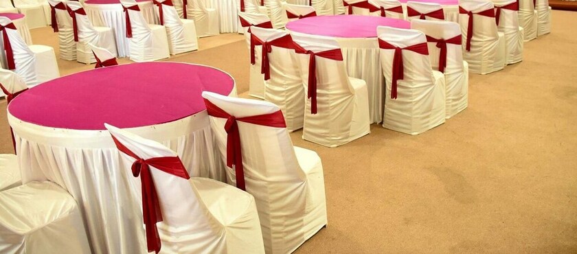 Imagen de los interiores del Hotel King's Kraft Stay Inn Rajkot. Foto 16