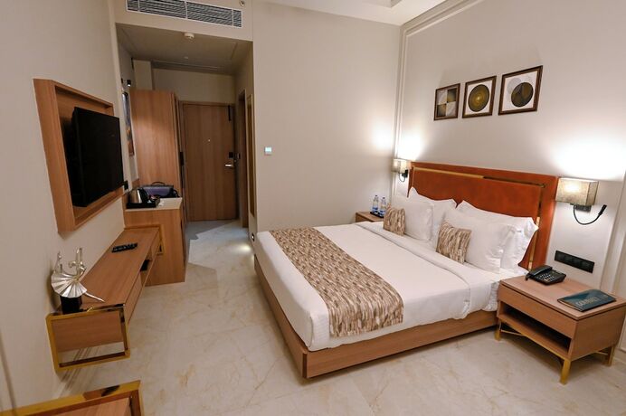 Imagen de la habitación del Hotel Kings Kraft The Park Executive. Foto 20