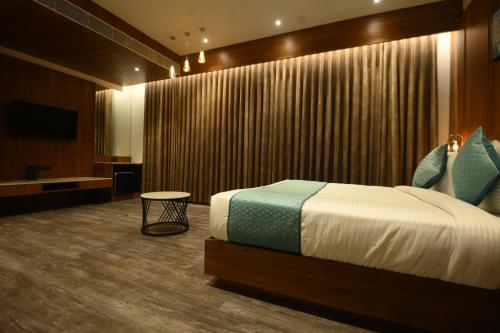 Imagen general del Hotel Kings Kraft Tremezzo Inn, Somnath. Foto 11