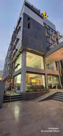 Imagen general del Hotel Kings Kraft Tremezzo Inn, Somnath. Foto 16