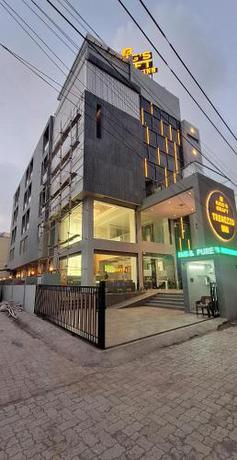 Imagen general del Hotel Kings Kraft Tremezzo Inn, Somnath. Foto 17