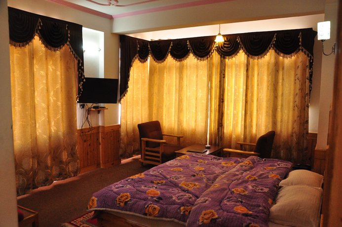 Imagen de la habitación del Hotel Kings Land. Foto 4