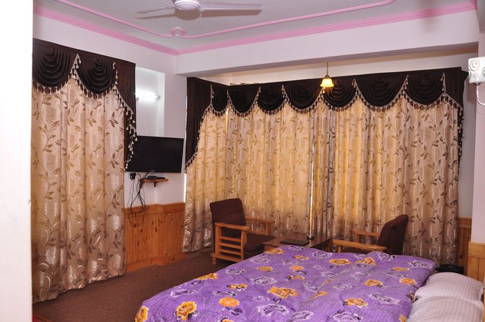 Imagen de la habitación del Hotel Kings Land. Foto 8
