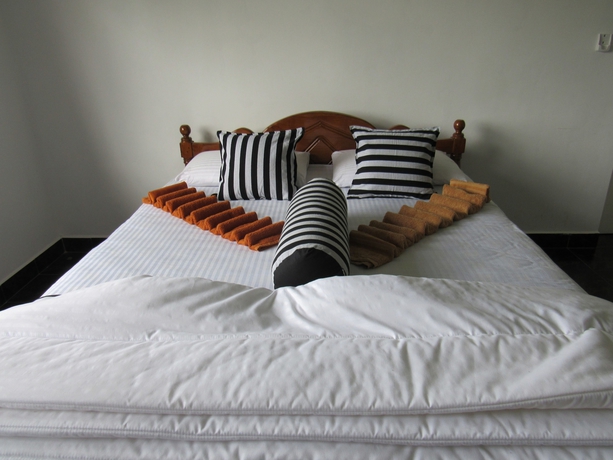 Imagen de la habitación del Hotel Kings Leisure Residence. Foto 6