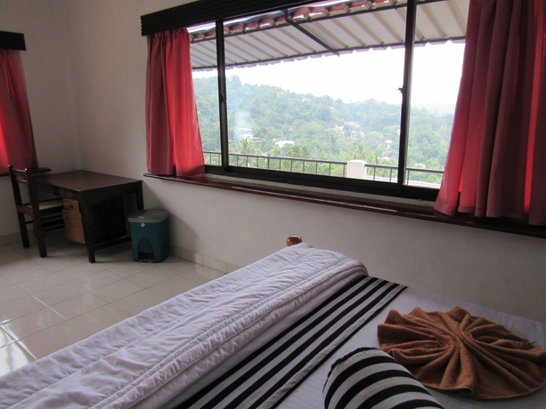 Imagen de la habitación del Hotel Kings Leisure Residence. Foto 8