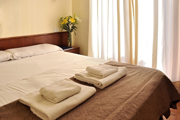 Imagen de la habitación del Hotel Kings, Mar del Plata. Foto 8