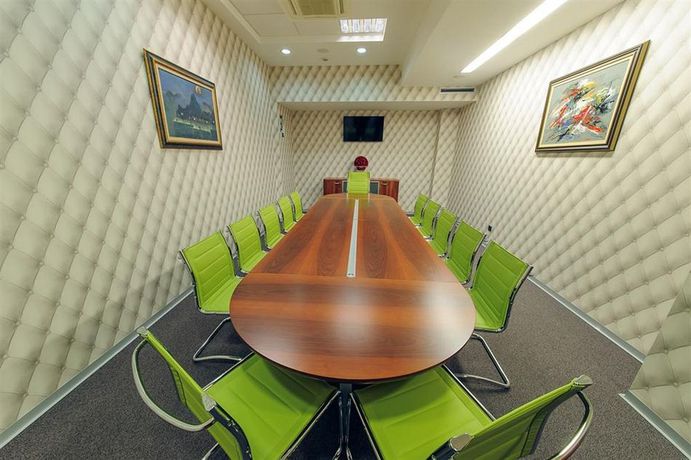 Imagen de los interiores del Hotel King's Park. Foto 16