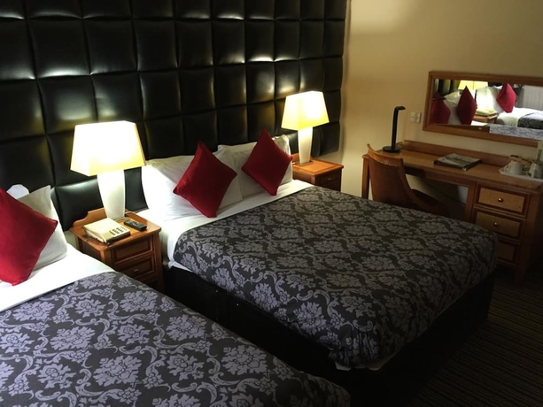 Imagen de la habitación del Hotel Kings Park. Foto 11