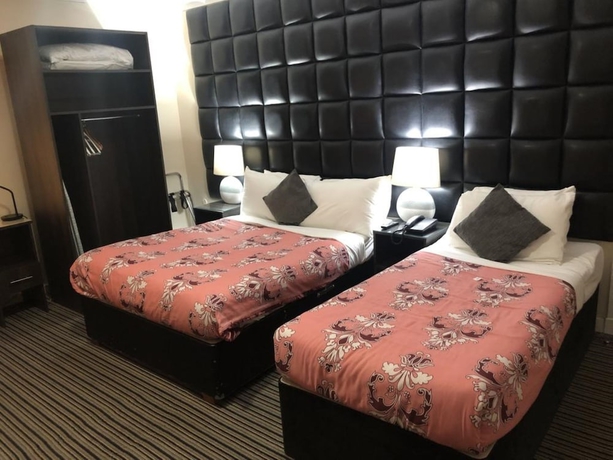 Imagen de la habitación del Hotel Kings Park. Foto 14