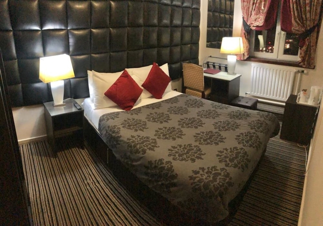 Imagen de la habitación del Hotel Kings Park. Foto 17