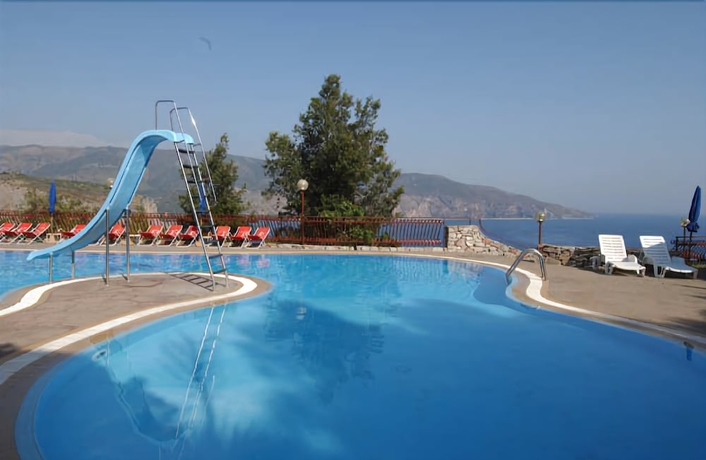 Imagen de la piscina del Hotel King's Residence, Palinuro. Foto 19
